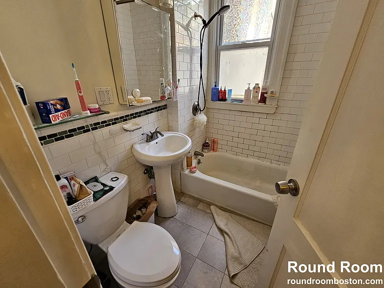 229 Freeman St #229 — Photo 6