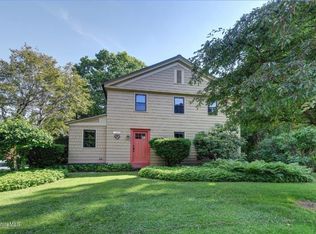 216 New Lenox Rd, Lenox, MA 01240