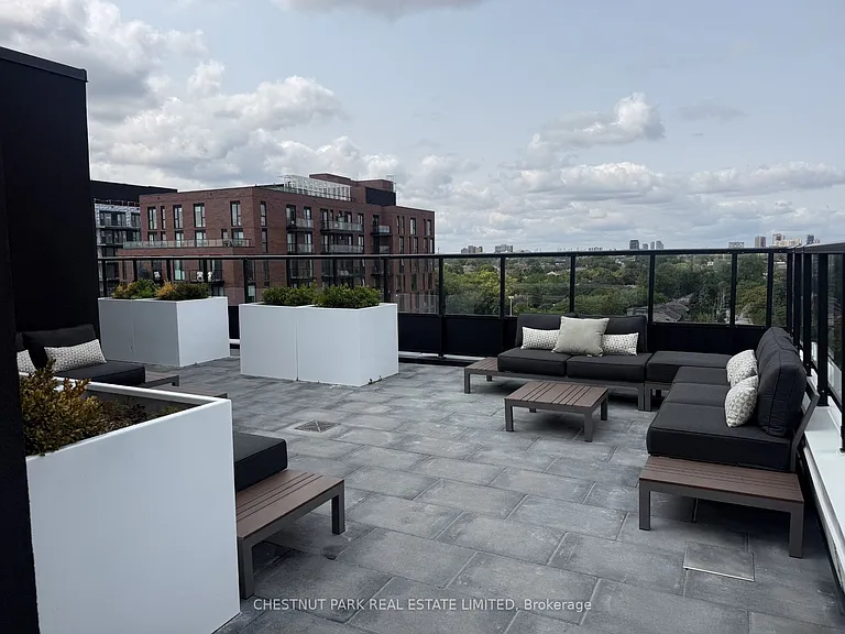 863 Saint Clair Ave W #603 — Photo 25