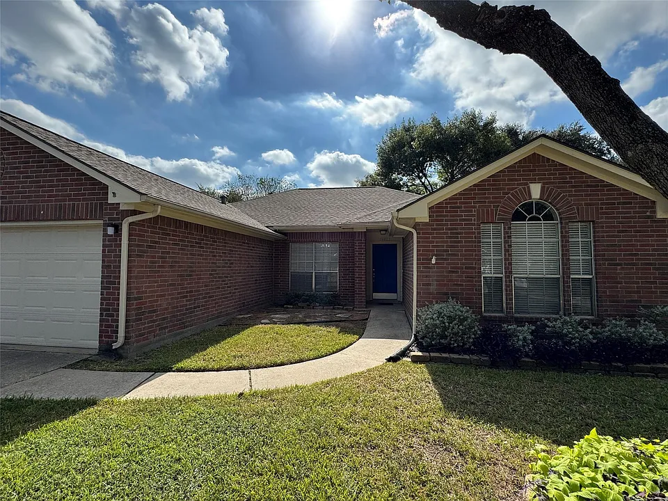 14423 Cypress Meadow Dr