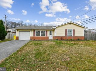 892 Winterhaven Dr, Gambrills, MD 21054
