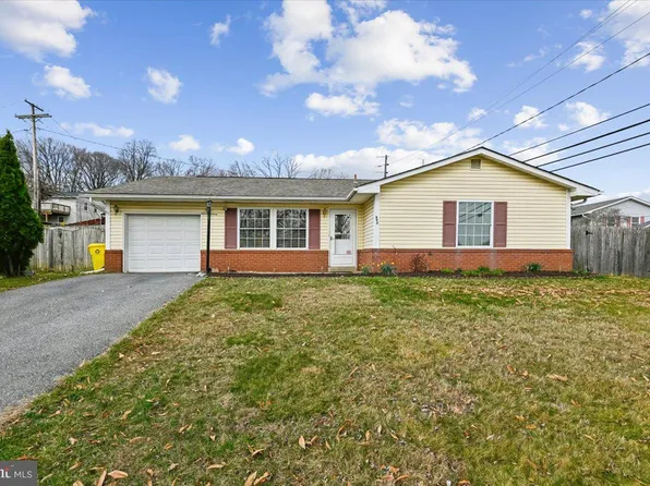 892 Winterhaven Dr, Gambrills, MD 21054