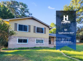 1315 White Oak Ct SE, Conyers, GA 30013