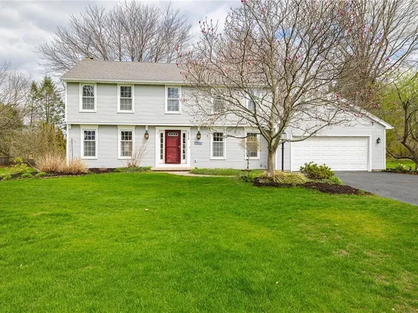 688 Northbrook Way, Webster, NY 14580