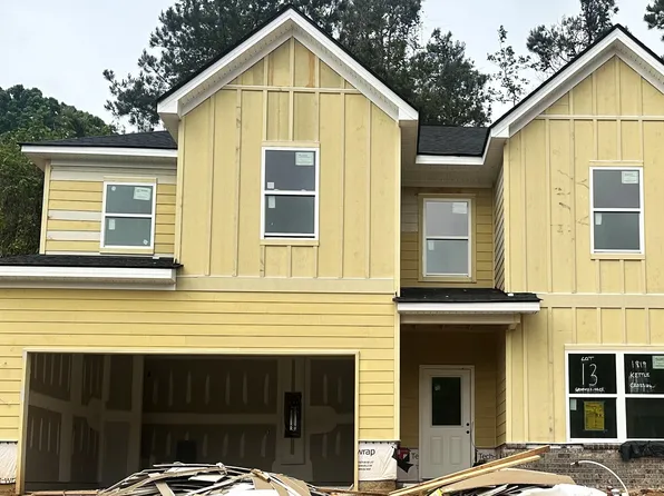 1819 Kettle Xing, Gainesville, GA 30501