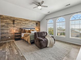 14037 Fontana Rd, Fort Worth, TX 76115