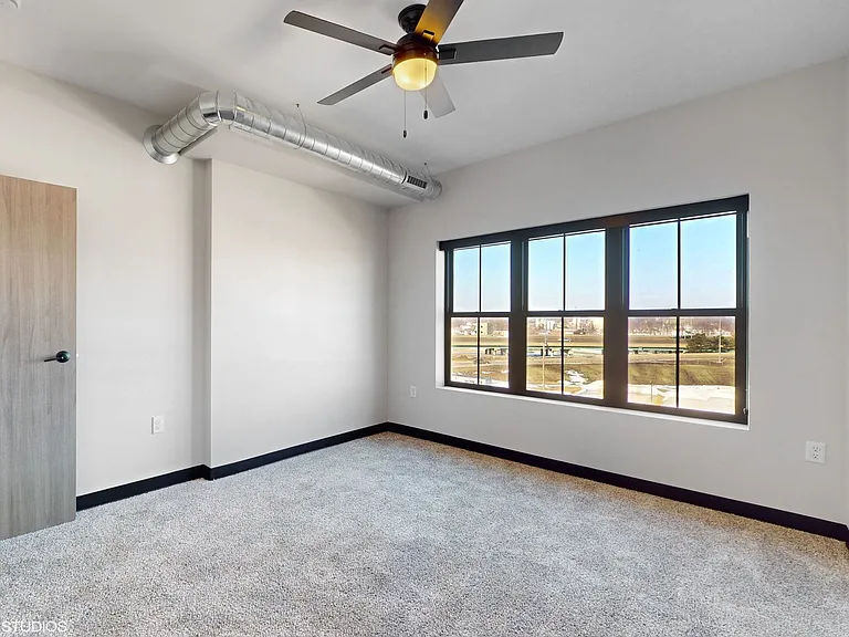 151 Lofts — Photo 48