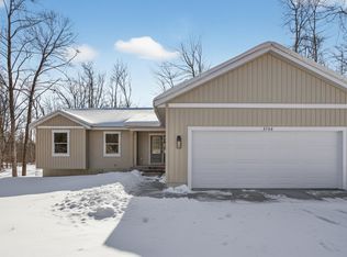 3706 Country Ct, Allegan, MI 49010