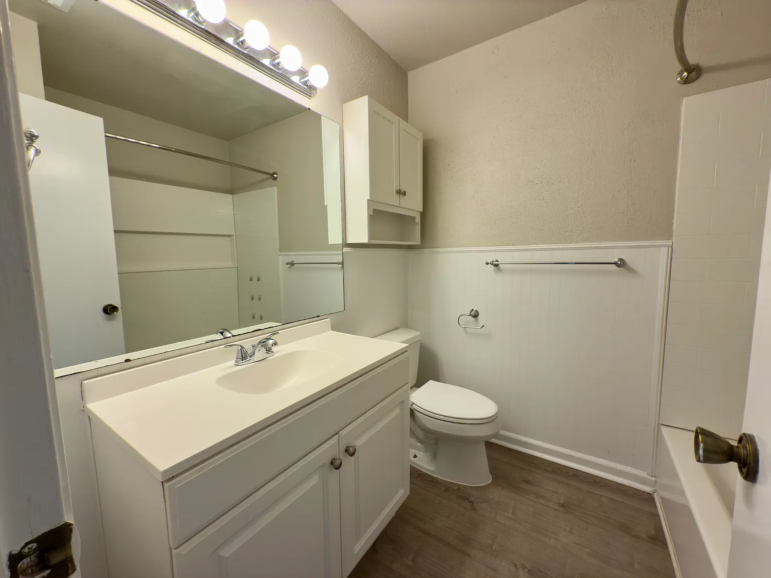 4 bed, 1769 sqft, $2,100 — Photo 4