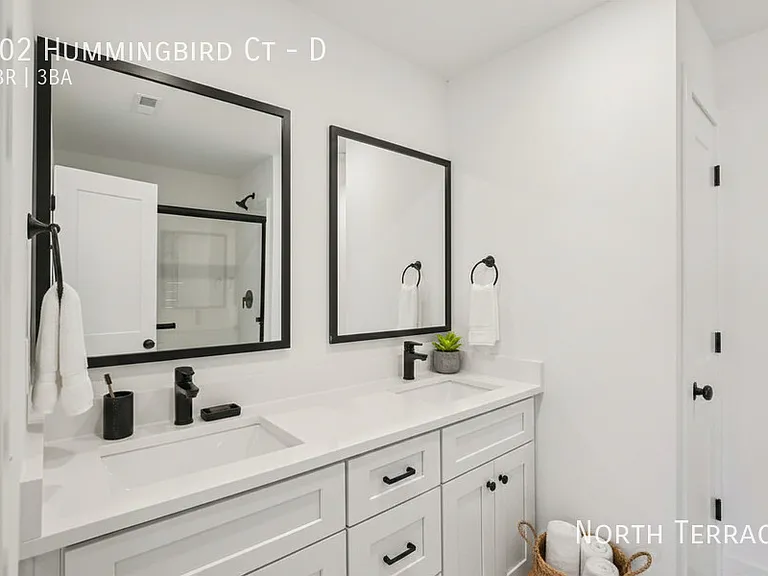 Fairview Crossing Townhomes — Photo 91