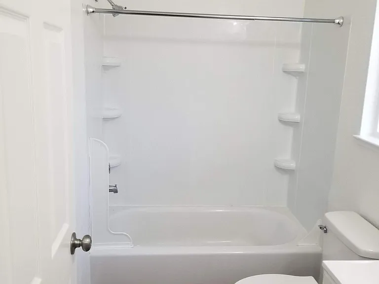 1025 Oak St #7 — Photo 14