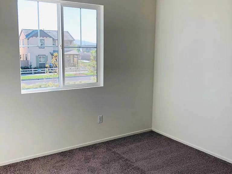 2897 E La Avenida Dr — Photo 29