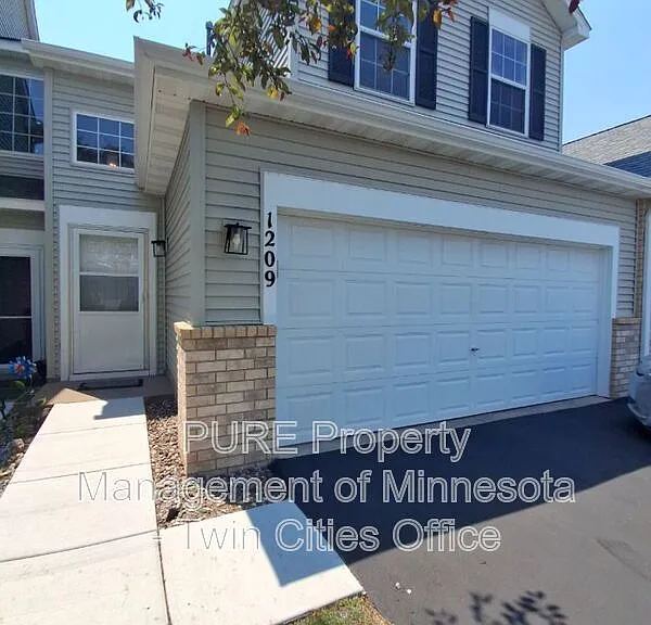 1209 Timber Way — Photo 1
