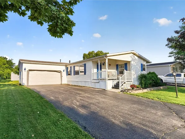 6353 Kims Dr, Victor, NY 14564