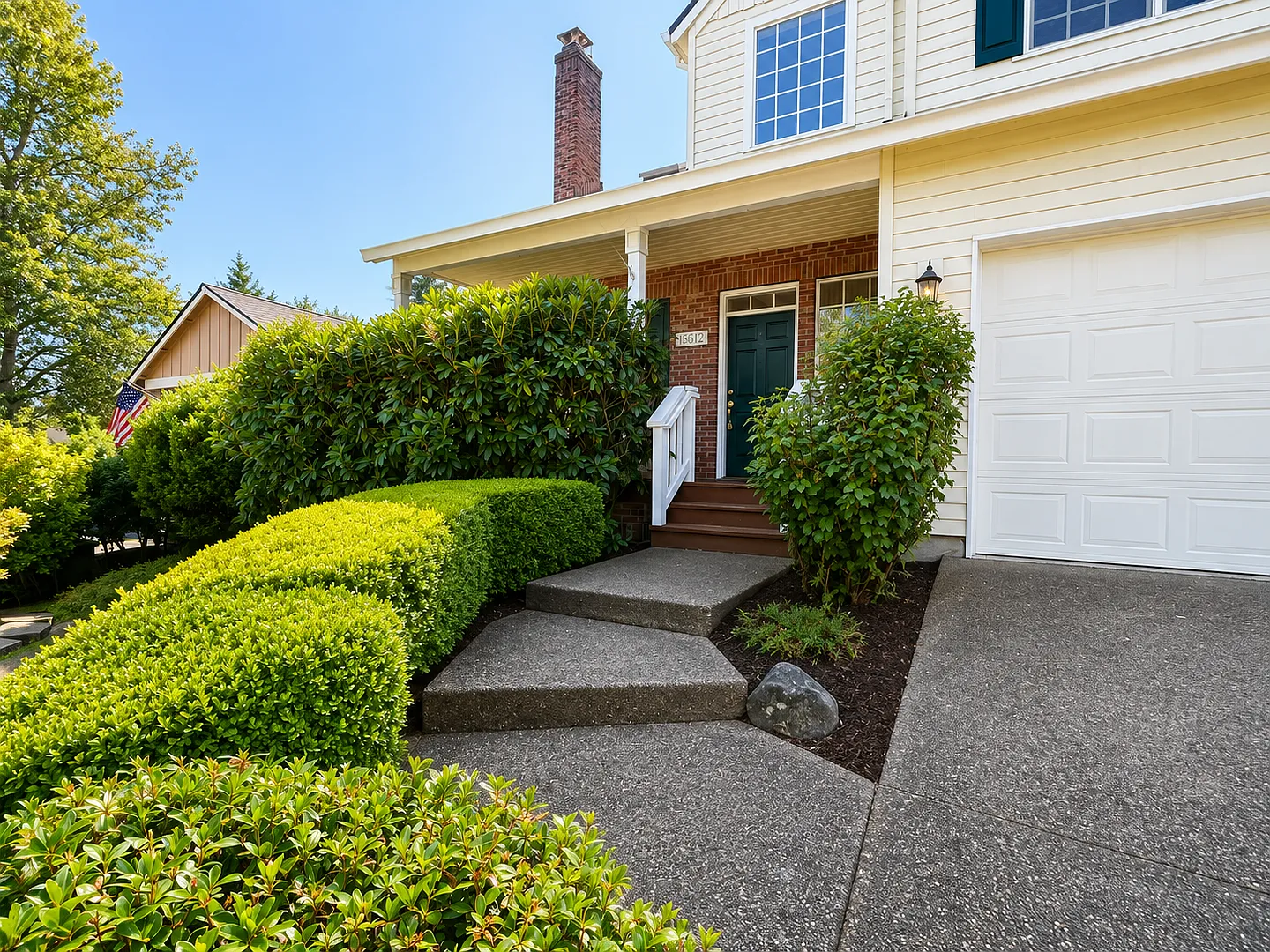 Beautiful 4-Bedroom Home with Spacious Living Areas, Fenced Yard & 2-Car Garage — Photo 2