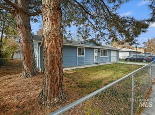 911 N La Cresta Ave, Caldwell, ID 83605