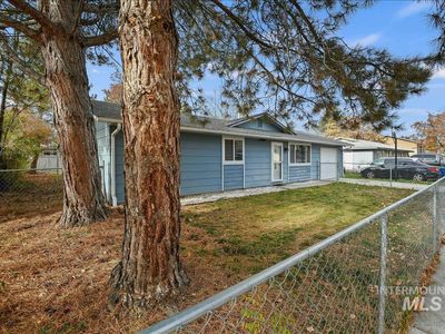 911 N La Cresta Ave, Caldwell, ID, 83605