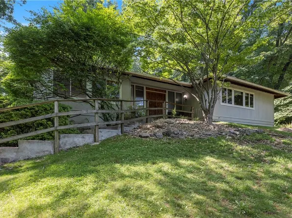 13 Tamarack Lane, Pomona, NY 10970