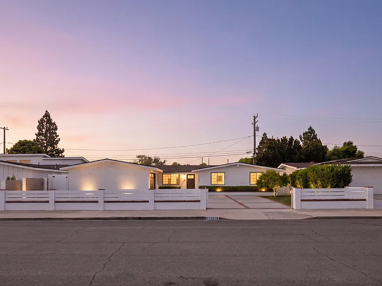 2362 Cornell Dr — Photo 1