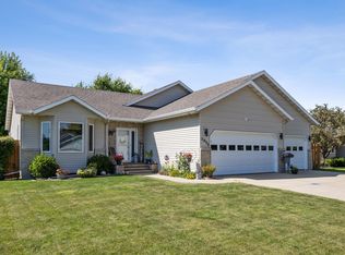 3923 6th St S, Moorhead, MN