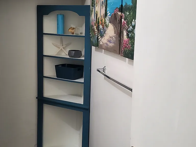 3804 Laurel Trl — Photo 2