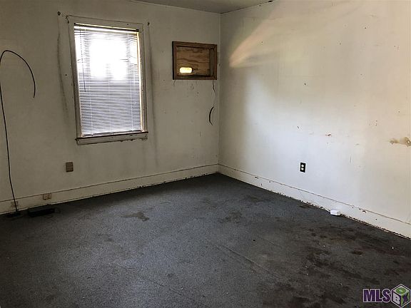 2nd image of 4337 Marshall St