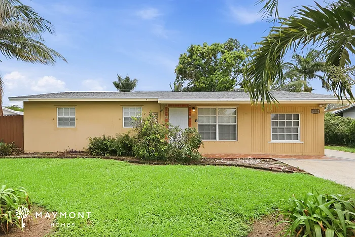 4 bed, 2.0 bath, 1360 sqft, $3,000 — Photo 1