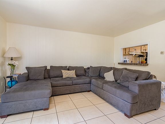 4th image of 468 Colorado Ave APT C