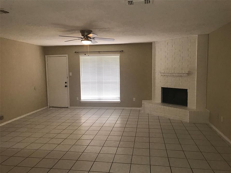 11911 Woolford Dr, Houston, TX 77065 | Zillow