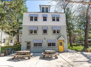 33 S Lake Shore County Rd, Beverly Shores, IN 46301
