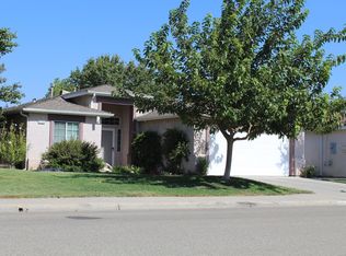 2175 Applegate Ave, Clovis, CA 93611