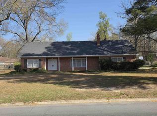 1905 W 42nd Ave, Pine Bluff, AR 71603