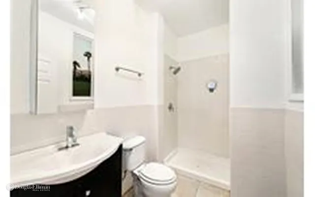 Rented by Douglas Elliman | media 5