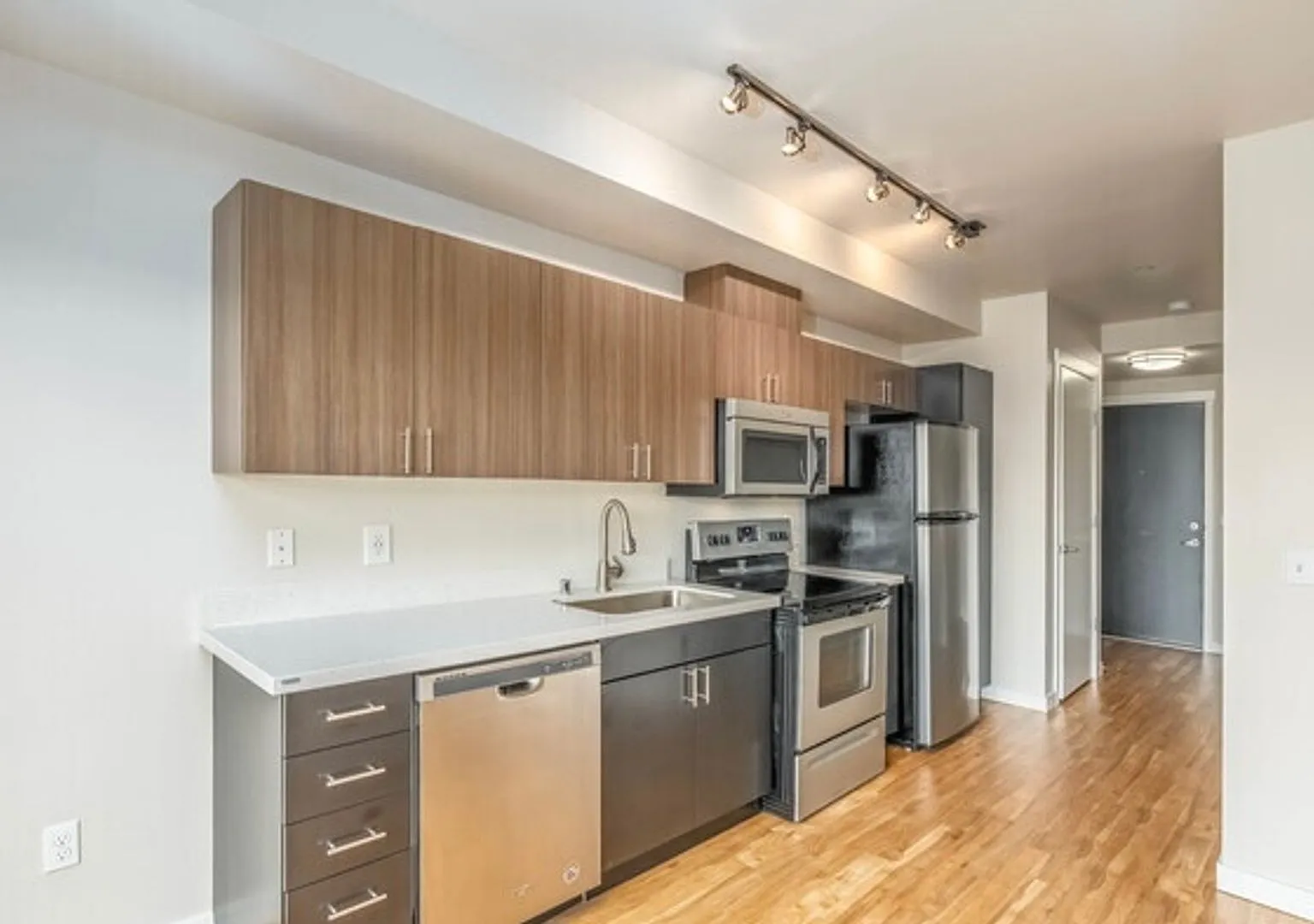 The Duo Apartments — Photo 2