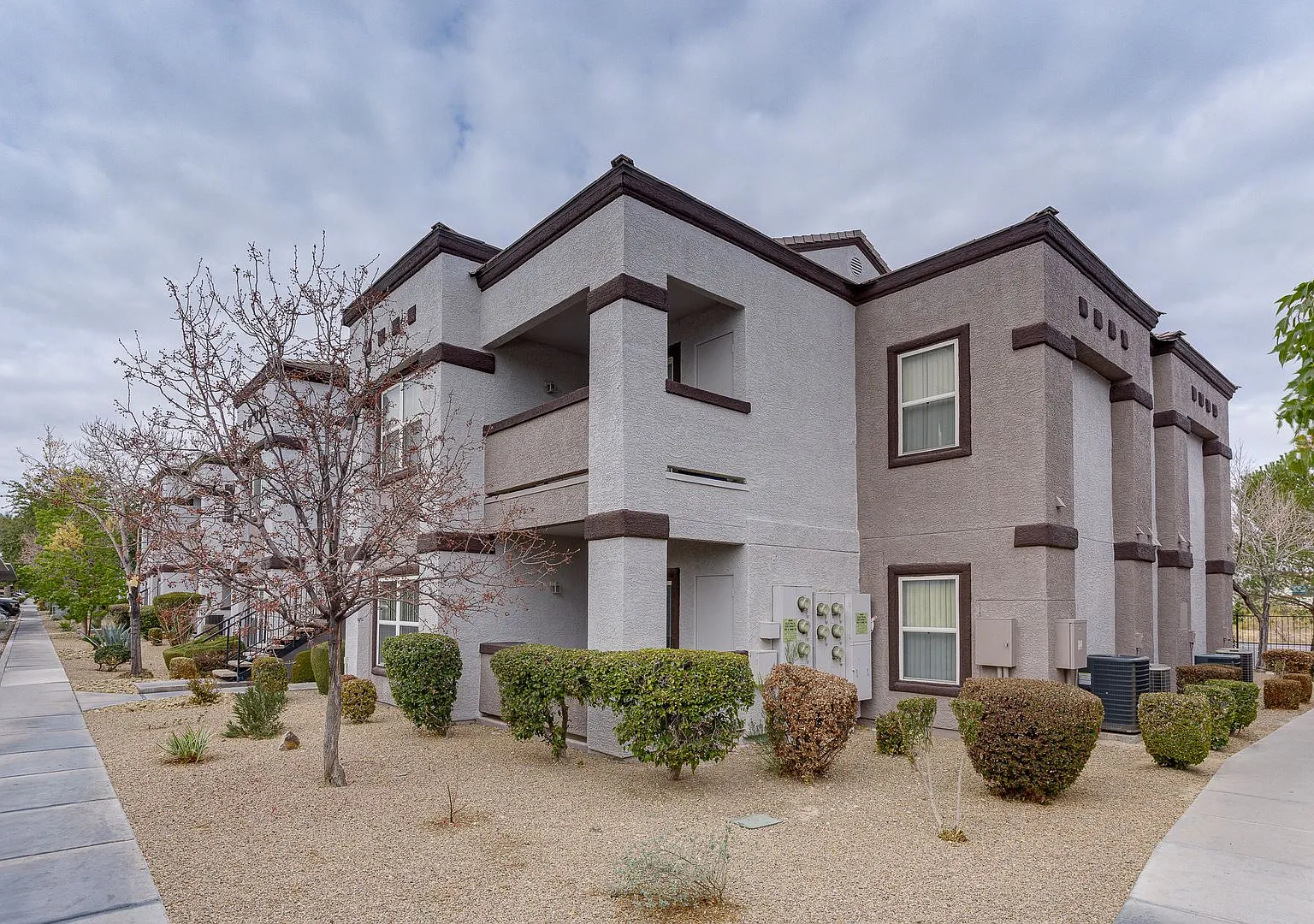 Bright & Airy 2-Bedroom Condo with Dual Suites & Private Patio! — Photo 2