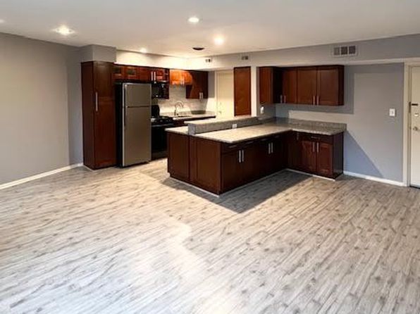 20301 Shelburne Rd APT 9