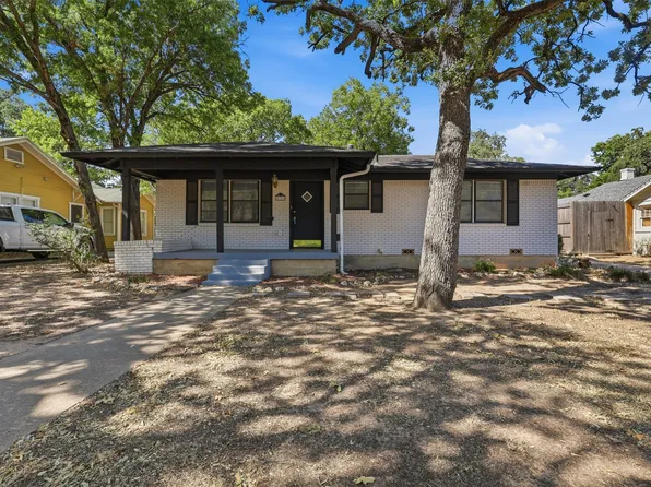 2321 Honeysuckle Ave, Fort Worth, TX 76111