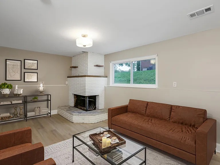 741 Panorama Dr — Photo 11