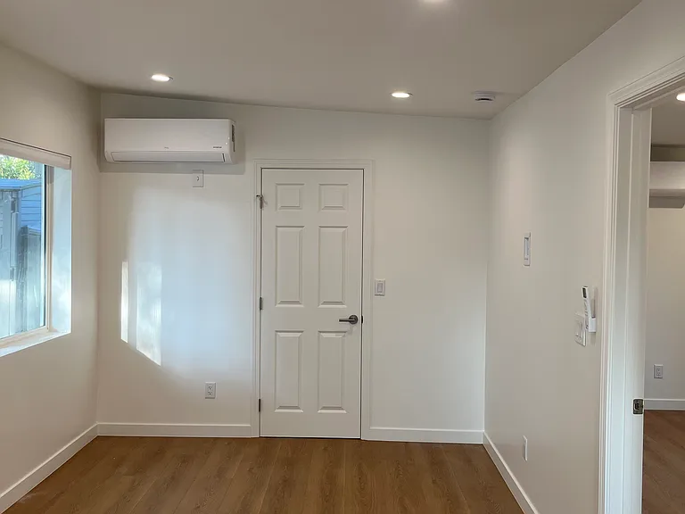 6324 Longview Ave — Photo 3