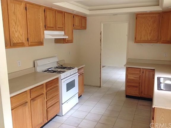 4th image of 904 Golden Prados Dr