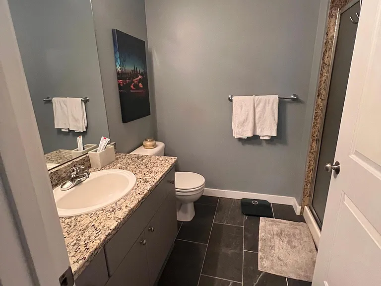 1125 E Olive St #502 — Photo 7