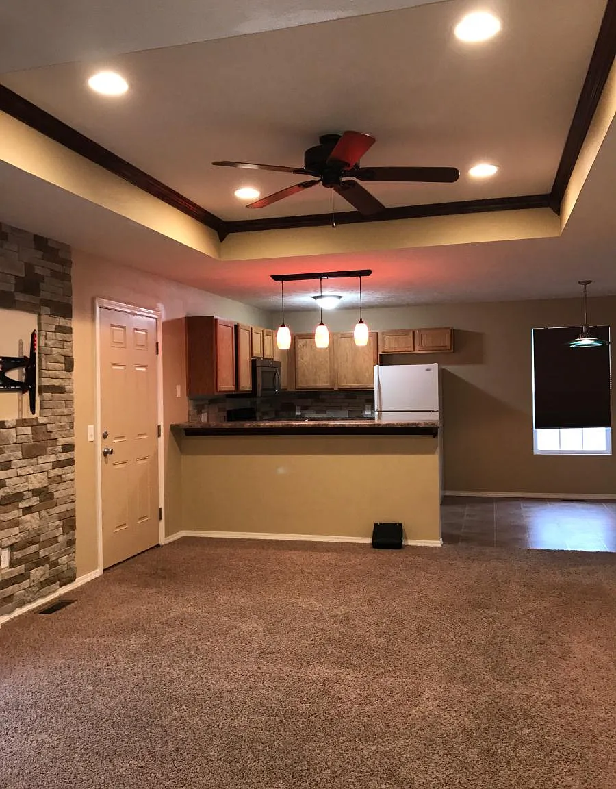 3 bed, 1243 sqft, $1,800 — Photo 4