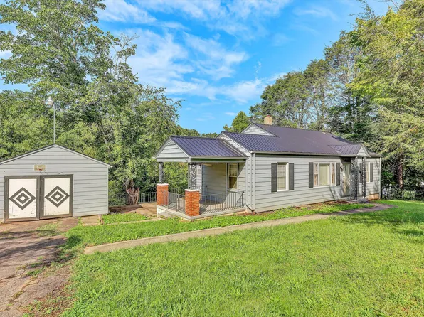 2735 Fork Mountain Rd, Bassett, VA 24055