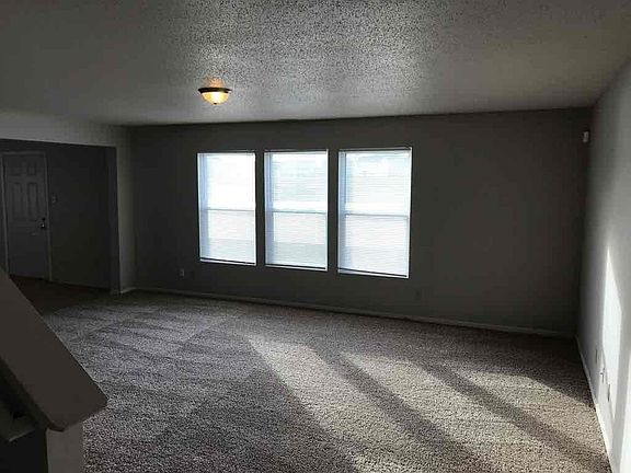 3rd image of 11437 Presidio Dr