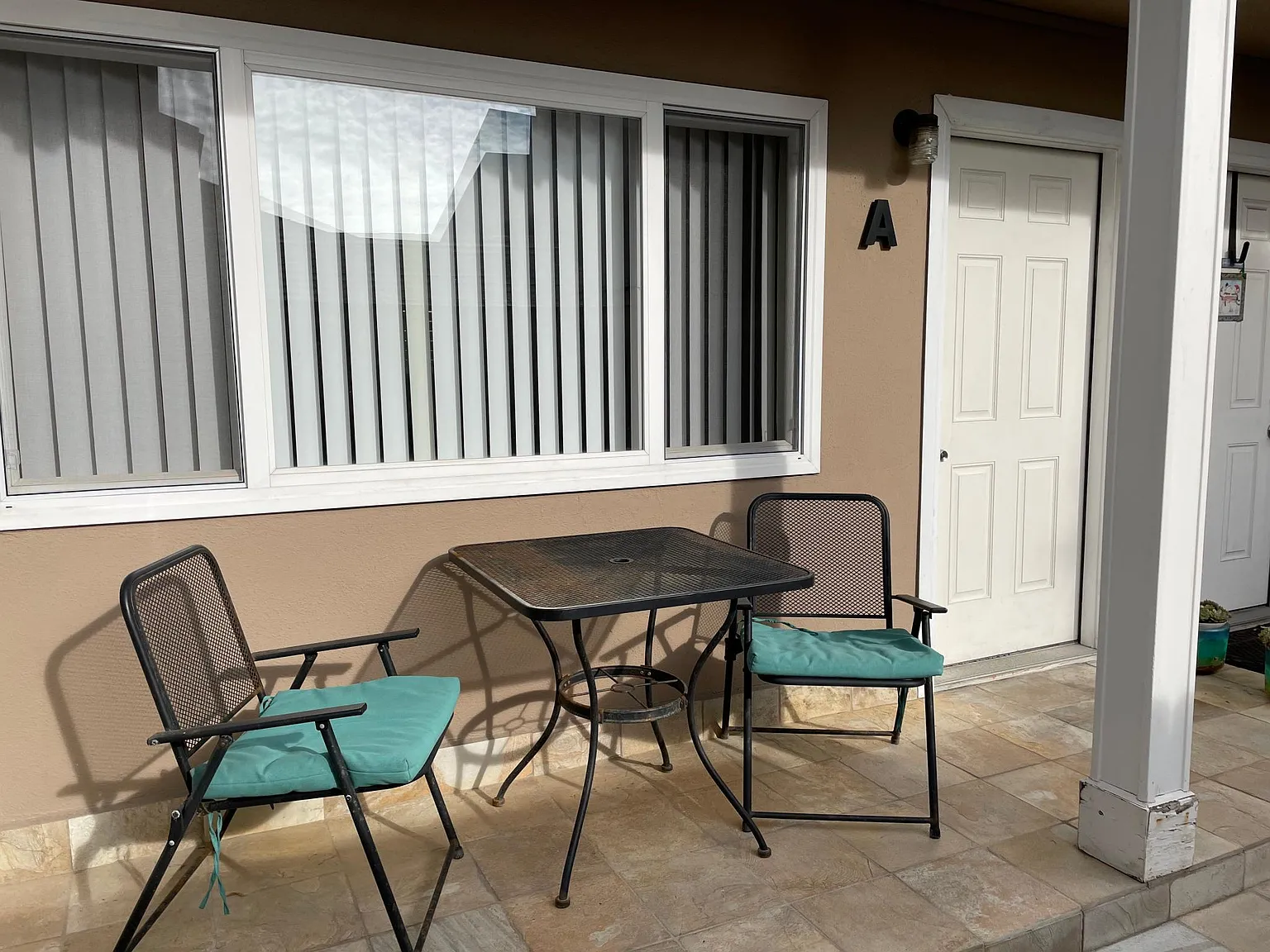 2 bed, 880 sqft, $3,600 — Photo 4