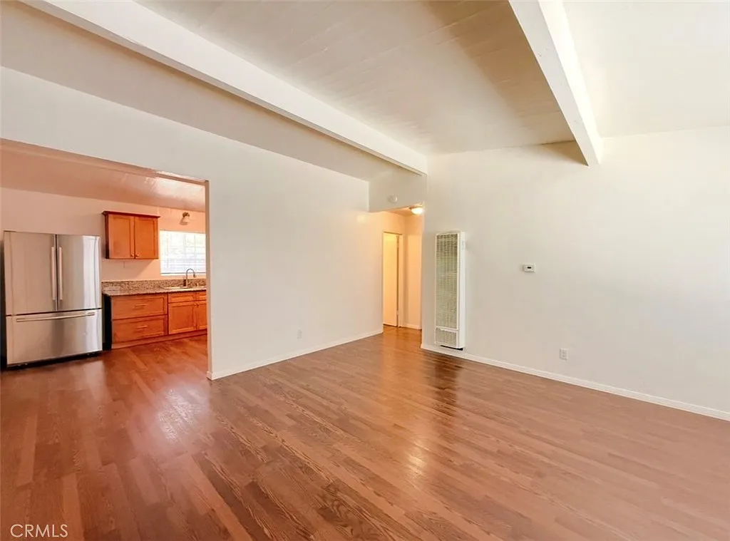 2 bed, 725 sqft, $1,650 — Photo 2
