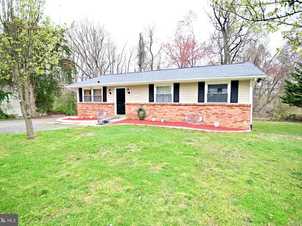 1802 Folk Dr, Fort Washington, MD 20744