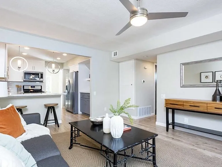 10571 Caminito Basswood — Photo 17