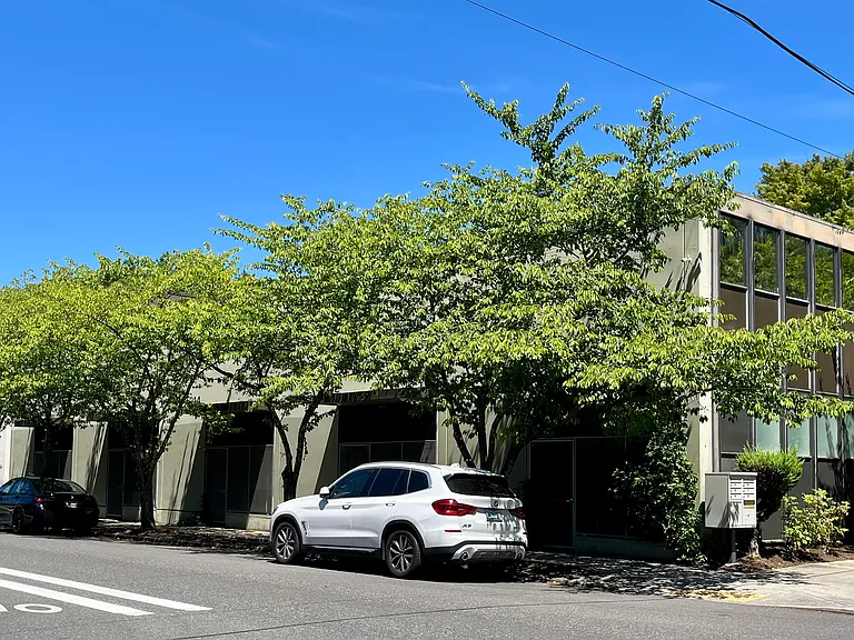 5214 N Williams Ave — Photo 22