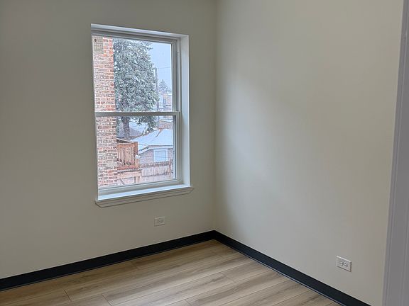 4th image of 6729 S Campbell Ave #2R